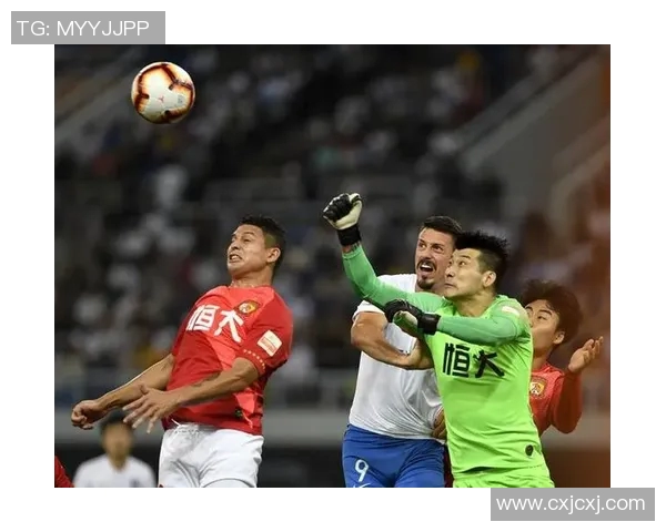 3月8日广州恒大迎战天津泰达全力争胜展现球队实力与决心